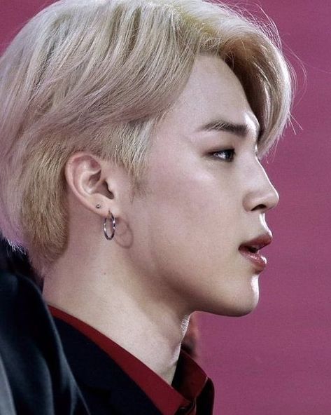 bts park jimin ⁷’s Instagram profile post: “Jimin's side profile :: a thread ❣” Jimin Side Profile, Jimin Hair, All Bts Members, Kings Park, Bangtan Bomb, Park Jimin Cute, Side Profile, Park Jimin Bts, Record Label