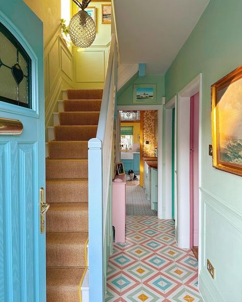 Entryway Flooring Ideas, Good Days Are Coming, Colorful House, Entryway Flooring, Cement Tile Shop, House Color Palettes, Blue Monday, Chic Interior, Flooring Ideas