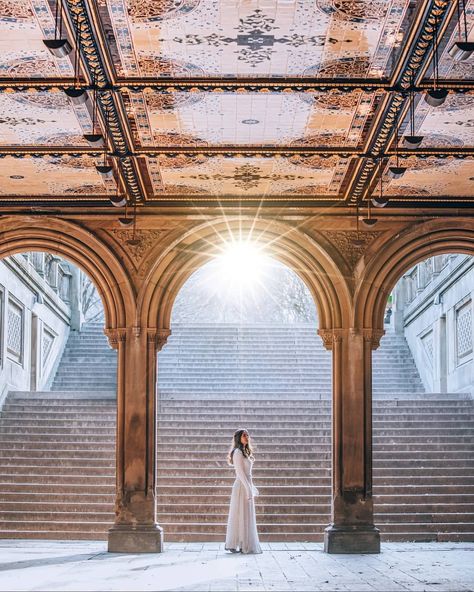 Bethesda Terrace and Fountain. I always change outfits for each location and most of the time there's no bathroom nearby so I became a pro at changing in public! Also, it looks empty but it was actually very crowded. We had to be patient to get one photo during a 2 second window where there was no one in the frame. | travel influencer | travel photography | New York Terrace, Nyc Photoshoot Locations, Bethesda Fountain Central Park, Bethesda Terrace, Nyc Pics, Instagram Vs Reality, Bethesda Fountain, Nyc Photoshoot, Family Park