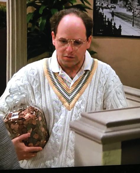 George Costanza, Ivy Style, Funny Shows, High Fashion Looks, Coat Trends, Effortless Outfit, Puffy Coat, Shirt Tucked In, Soft Spot