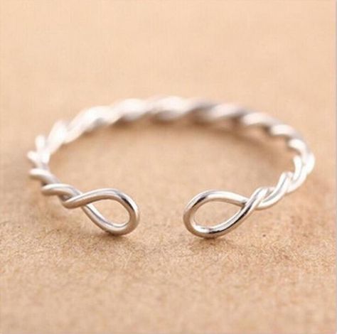 Cincin Diy, Wire Jewelry Rings, Ring Accessories, Wire Jewelry Designs, Fine Silver Jewelry, Diy Wire Jewelry, Diy Rings, Handmade Wire Jewelry, Silver Jewelry Rings