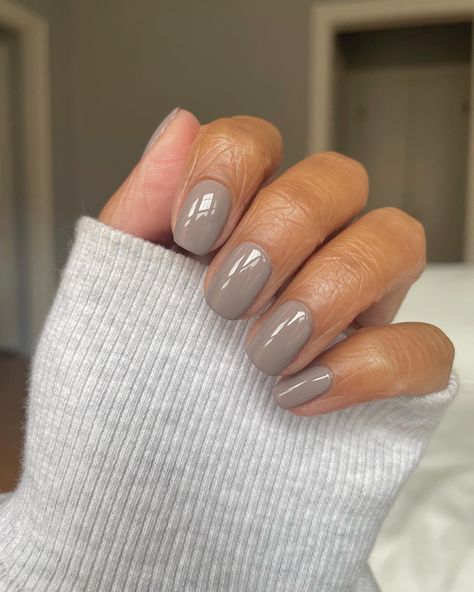 Fall Nails 2023 Neutral, Stone Color Nails, Neutral Gray Nails, Neutral Nail Color Ideas, Fall Simple Nails Short, Fall Green Nail Colors, Grey Brown Nails, Grey Manicure, Taupe Nails