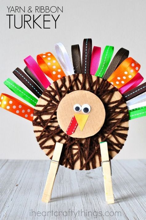 This yarn and ribbon Thanksgiving turkey craft is super cute and makes a perfect decoration for the holiday. Fun turkey craft for kids, Thanksgiving kids craft and fall kids craft. Thanksgiving Kids Craft, Turkey Craft For Kids, Fun Thanksgiving Crafts, Thanksgiving Turkey Craft, Thanksgiving Crafts Diy, Easy Thanksgiving Crafts, Kids Thanksgiving, Turkey Crafts, Easy Fall Crafts