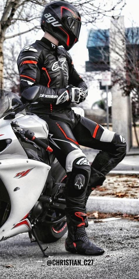 Motorcycle Outfit Men, Bike Suit, Motorcycle Guy, Motorcycle Race Suit, Hot Biker Guys, Bike Leathers, Race Suit, White Motorcycle, Biker Photoshoot