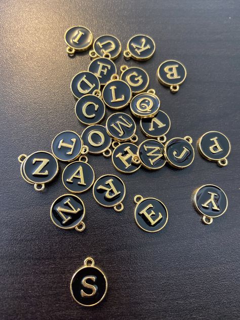 Small Alphabets, Army Post, Make A Necklace, Alphabet Charms, Alphabet Charm, Diy Necklaces, Pretty Jewelry Necklaces, Diy Letters, Letter Charm