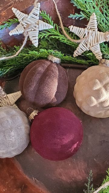 Diy Velvet Christmas Ornaments, Diy Flocked Ornaments, Diy Velvet Ornaments, Cornstarch Paint, Diy Baubles, Gloves Mask, Velvet Ornaments, Moody Christmas, Felt Ornaments Diy