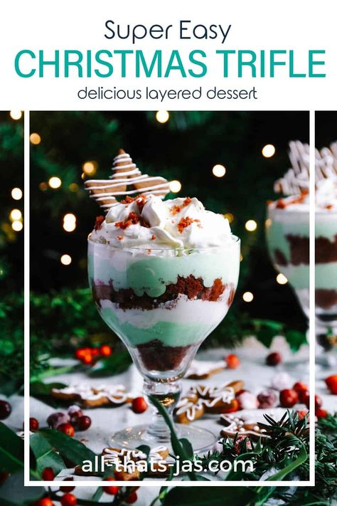 Light Christmas Deserts, Christmas Mini Triffles, Red Velvet Trifle Desserts Christmas, Pistachio Trifle Desserts, Christmas Trifle Easy, Christmas Truffle Bowl Desserts, Easy Christmas Trifle Desserts, Christmas Parfait Desserts, Christmas Dessert Cups