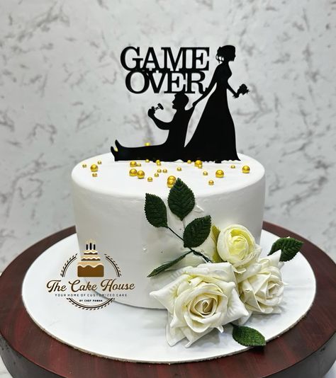 Bride to be cake with Customize Cake Ideas For Bachelorette Party, Cake Bride To Be Funny, Bachelor Cake Ideas, Groom To Be Decoration Ideas, Bachelorette Cake For Bride Funny, Bachelor Cake For Men, Bachelorette Cake For Groom, Bride To Be Cake Ideas Funny, Groom To Be Party Decorations