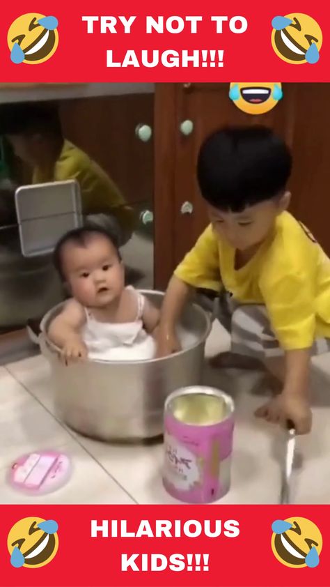 Have your heart melted and your funny bone tickled with this adorable one-minute compilation of baby funnies!😂😆 Funny Children Videos, Funny Children, Funny Baby Videos, Heart Melting, Baby Gif, Try Not To Laugh, Baby Videos, Funny Videos For Kids, Funny Baby