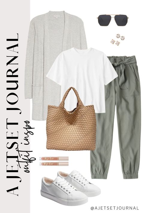 Fashion Capsule Wardrobe, Mode Casual, Fashion Capsule, Weekend Outfit, Looks Chic, Fashion Over 50, Mom Outfits, Outfits Casuales, Travel Outfit