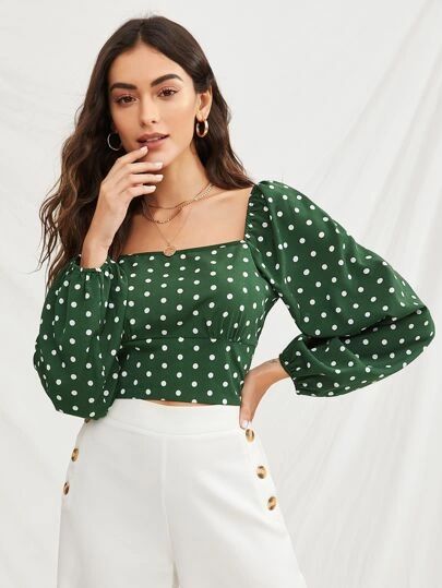 BLACK FRIDAY 2019 | Women's Tops & Blouses | SHEIN USA New Blouse Designs, Crop Top Outfits, Photography Portrait, Fashion Design Clothes, White Pants, Teen Fashion Outfits, College Outfits, Outfits Casuales, Cute Casual Outfits