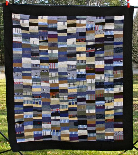 Custom Memory Quilt Made From Clothing by Mamaka Mills Quilts, via Flickr Tie Quilts, Dad Necklace, Memorial Blanket, Quilt Stories, Baby Clothes Quilt, Shirt Quilts, Memory Quilts, Memory Bears, Tie Quilt