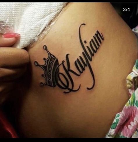 Name With Crown Tattoo, Crown Tattoos For Women, Crown Tattoos, Name Tattoos For Moms, Tattoos For Moms, Black Girls With Tattoos, Writing Tattoos, Inspiration Tattoos, Dope Tattoos For Women