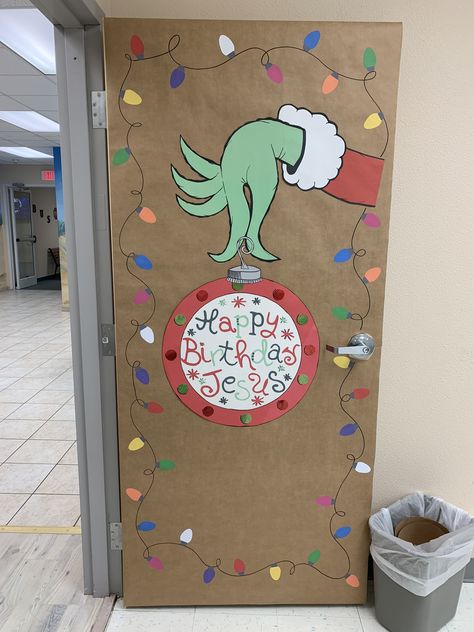 The Grinch Christmas Door Ideas, Christmas Door Grinch Decorations, Christmas Door Ideas For Classroom Grinch, Grinch Christmas Door Ideas, Christmas Door Decorations The Grinch, Easy Christmas Door Ideas, Grinch Decorations Classroom, Decorated Classroom Doors For Christmas, Preschool Door Decorations For Christmas