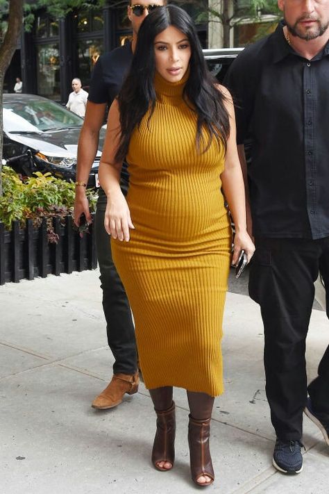 Curvy Pregnancy Fashion, Kardashian Pregnant, Kim Kardashian Pregnant, Celebrity Maternity Style, Cute Maternity Dresses, Preggo Fashion, Pregnant Celebrities, Style Rules, Kim Kardashian Style