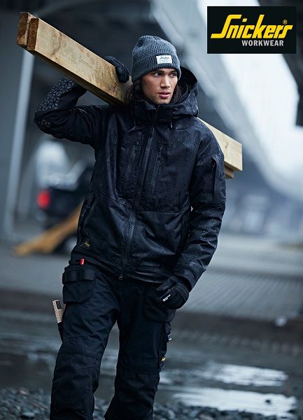 You can count on comfort and protection throughout the autumn and winter with Snickers Workwear’s new AllroundWork Jackets for professional tradesmen and women. Work Wear Men Workwear, Work Wear Men, Snickers Workwear, Men Workwear, Winter Work Wear, Water Repellent Jacket, Winter Vest, Winter Jacket Men, Body Warmer