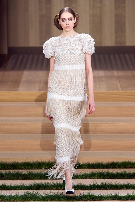 Chanel Spring 2016, 2016 Couture, Collection Couture, Mode Chanel, Couture Looks, Chanel Couture, Chanel Haute Couture, Moda Paris, Spring Couture