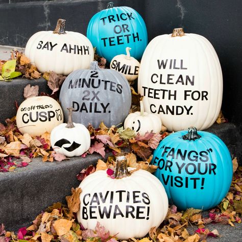 CAVITIES BEWARE: You're not welcome at THIS dental office! Visit our blog for the DIY on how to make "pun-kins." Dental Office Marketing, Dental Puns, Dental Hygienist School, Office Things, Dental World, Dental Posts, Dental Jokes, Halloween Board, Halloween Office