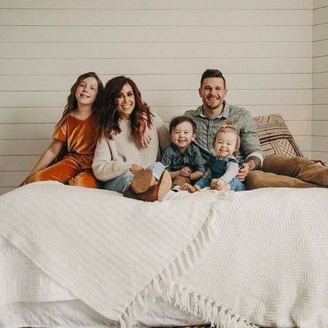 Teen Mom Chelsea, Chelsea Houska, Chelsea Deboer, Teen Mom Og, Teen Mom 2, Future Mommy, Family Is Everything, Fall Photoshoot