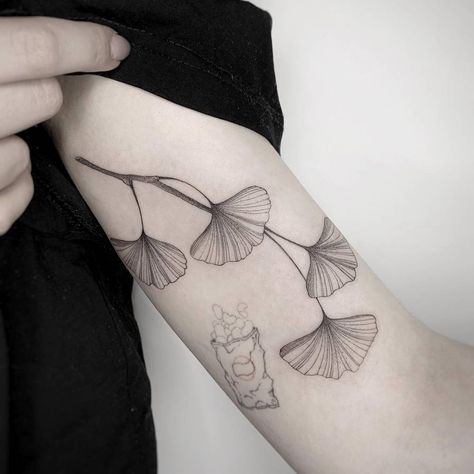 Leaves Tattoo, Branch Tattoo, Nature Leaves, Ginkgo Leaves, London Tattoo, Female Tattoo Artists, Tattoo Apprentice, Sternum Tattoo, Large Tattoos