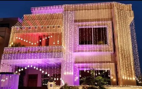 Terrace Decor For Wedding, Diwali Lights Decoration House Exterior Diy, Terrace Haldi Decor, Wedding Home Light Decoration, Shaadi Wala Ghar Decoration, Wedding Home Decoration Indian Exterior, Diwali Lights Decoration House Outside, Diwali Lighting Ideas Outdoor, Diwali House Lighting Outdoor