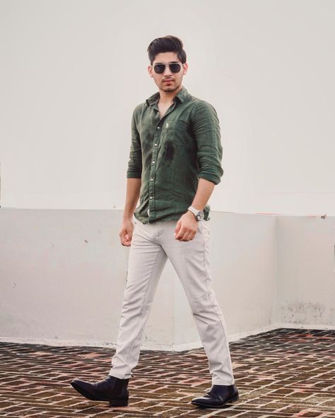 Pairing this nice olive linen shirt from uspa with trousers and chelsea from zara. Watch- casio edifice Sunglasses- zara  #style #styleblogger #mensfashion #mensclothing #zara #chelsea #linen #olive #watch #menshairstyles #ootd #ootdfashion Olive Linen Shirt Outfit, Linen Shirt Outfit, Zara Style, Casio Edifice, Linen Shirt Men, Winter Outfits Men, Outfits Men, Shirt Ideas, Ootd Fashion