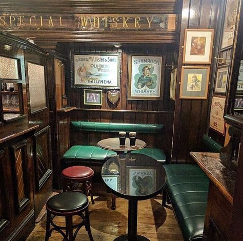 This Instagram is documenting some of Dublin’s best pub snugs Home Pub Ideas, Irish Pub Interior, Irish Pub Design, Irish Pub Decor, Backyard Pub, Jungkook Theme, Pub Interior Design, Pub Ideas, Pub Interior