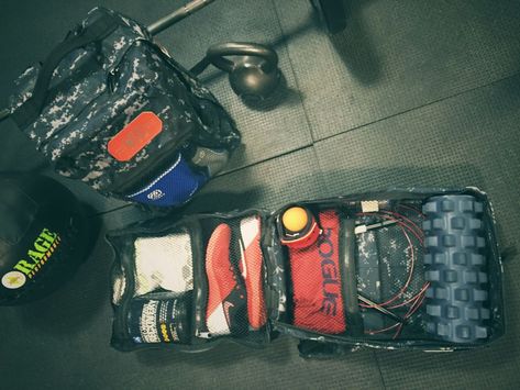 Crossfit Bag, Extreme Fitness, Crossfit Gear, Handstand Push Up, Barbell Pad, Crossfit Box, Lifting Shoes, Gym Bag Essentials, Knee Wraps