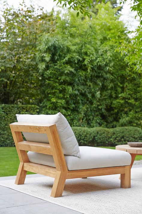 Outdoor Chairs Design, Wooden Sofa Set Designs, Unique Sofas, Outside Furniture, Lawn Furniture, Wooden Sofa Set, Outdoor Living Design, 2x4 Furniture, Anna White Diy