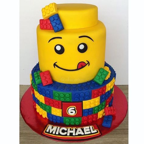 Lego Torte, Lego Party Decorations, 6th Birthday Cake, 4de Verjaardag, Ninjago Birthday Party, Lego Birthday Cake, Lego Themed Party, 6th Birthday Cakes, 5th Birthday Cake