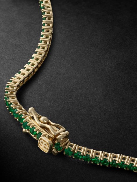 Sydney Evan describes its jewellery as "classic; yet whimsical". A perfect example, this tennis-style bracelet is cast from gold and studded with round-cut emeralds for a pop of colour. Emerald Bracelet Gold, Jewellery Men, Emerald Jewellery, Emerald Necklace Pendant, Mens Gold Jewelry, Emerald Bracelet, Bracelets Gold Diamond, Sydney Evan, Emerald Pendant