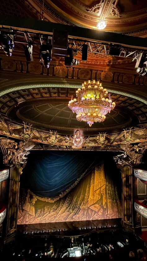 aesthetic old grand theatre theater london Vintage Theater Aesthetic, Charles Garnier, Grand Theatre, Theatre Pictures, Summer Abroad, Theatre London, Vintage Theatre, London Theatre, Theatre Life