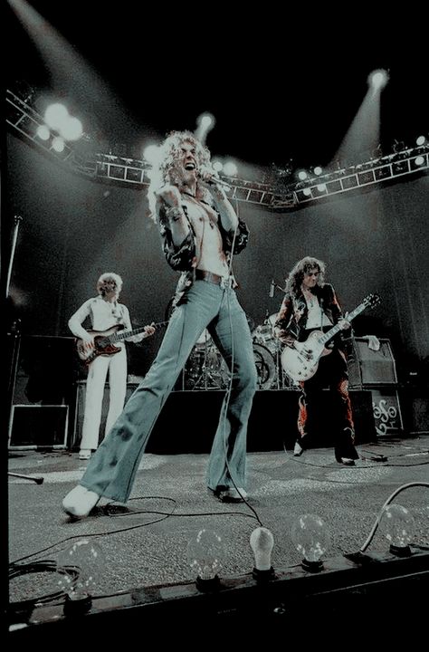 Led Zeppelin Lockscreen, Led Zeppelin Wallpaper, Led Zeppelin Concert, Led Zeppelin Poster, Led Zeppelin Live, Led Zep, Stone Wallpaper, Artist Wall, Concert Photos