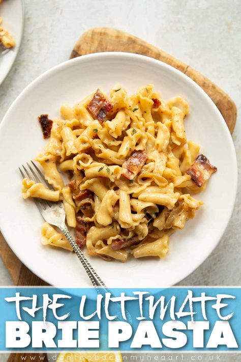 Gigli Pasta Recipes, Recept Pasta Oven, Brie Pasta, Pasta With Bacon, Quick Pasta Recipes, Bacon Pasta, Pasta Dinner Recipes, Caramelized Onion, Interesting Food Recipes