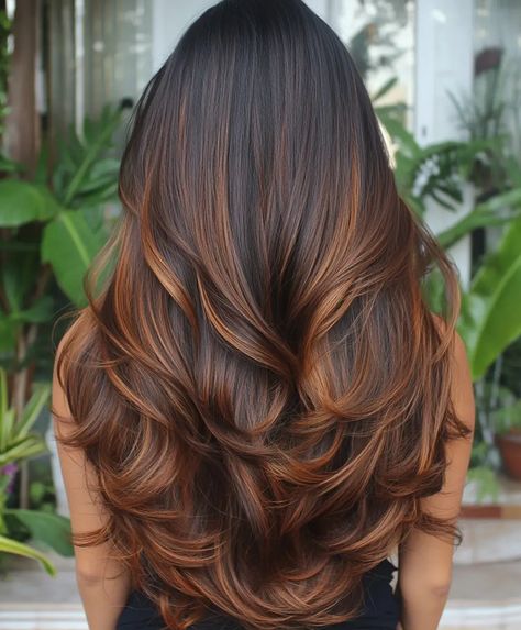 51 Stunning Dark Brown Balayage Hair Color Ideas For Autumn - Hair Trend Guide Winter Balayage Dark Hair, Dark Brown With Dark Red Highlights, Brown Hair With Honey Brown Highlights, Auburn Highlights Brown Hair, Teddy Bear Brown Balayage, Reddish Brown Hair Balayage, Black Hair Red Ombre, Red Hair With Brown Lowlights, Reddish Brown Balayage