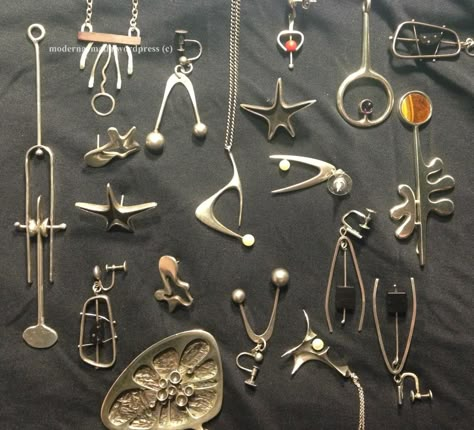 Large display of various MCM studio jewelry, with examples by Ed Wiener, Secrest, Betty Cooke, Henning Koppel, Evert MacDonald, and several unknown... Modernist Silver Jewelry, Mid Century Modern Jewelry, Art Smith, Modernist Jewelry, Mid Century Jewelry, Funky Jewelry, Contemporary Jewellery, Jewelry Inspo, Contemporary Jewelry