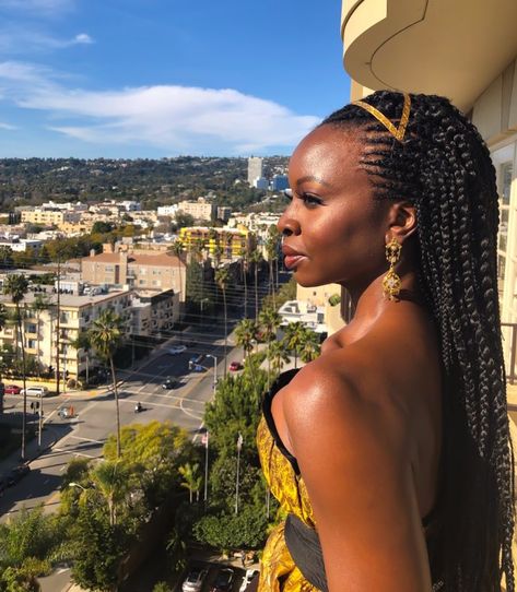 Danai Gurira on Twitter: "Feeling golden. Sneak peak in @BrockCollection. #AcademyAwards #BlackPanther… " Red Protective Styles, Chunky Box Braids, Braids Red, Danai Gurira, Chunky Braids, Ideas For Crochet, Lisa Bonet, Bald Hair, Kacey Musgraves