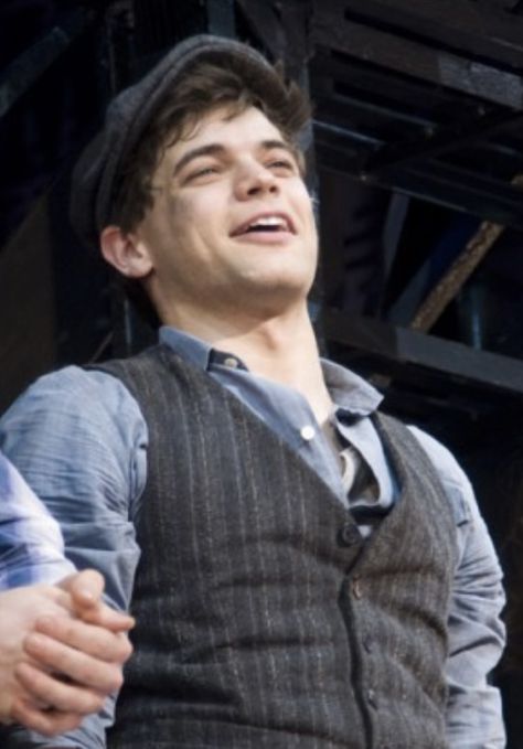 Jack Kelly Newsies Jeremy Jordan, Jeremy Jordan Newsies, Jeremy Jordan, Newsies Live, Jack Kelly, Bonnie N Clyde, The Greatest Showman, Theatre Nerds, Newsies