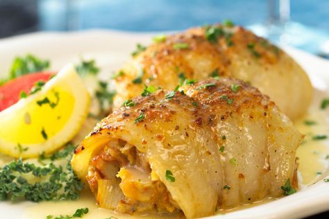 Sole Florentine | Read & Be Well | Canyon Ranch Stuffed Sole, Stuff Flounder Recipes, Crab Stuffed Flounder, Stuffed Flounder, Sole Recipes, Flounder Recipes, Crab Stuffed, Best Seafood Recipes, Crab Meat