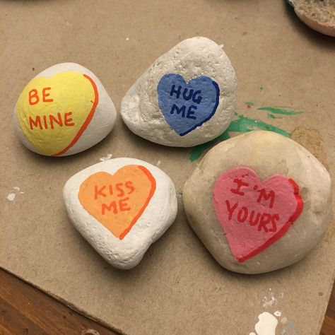 Preppy Rock Painting, Valentine Rock Painting, Boyfriend Presents, Rock Aesthetic, Rock Gifts, Presents For Boyfriend, Heart Painting, Painting Rocks, Rock Painting Ideas