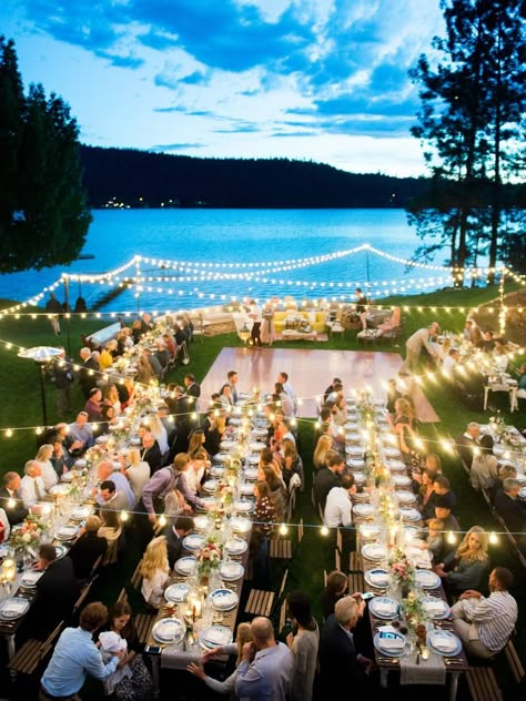 Colourful laid-back lake wedding in Eastern Washington via Magnolia Rouge Selamat Hari Valentine, Lake House Wedding, Lake Como Wedding, Outdoor Dinner, Lakeside Wedding, Lake Tahoe Weddings, Waterfront Wedding, Tahoe Wedding, Beach Wedding Decorations