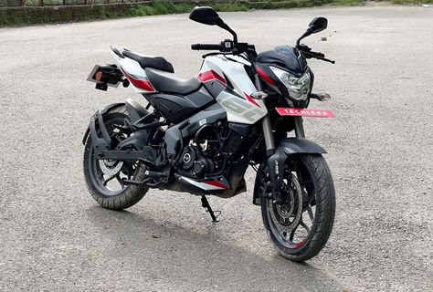 Bajaj Pulsar NS 160 Review: Sharper than Ever! Ns160 Pulsar, Ns 160, Bajaj Pulsar, Bajaj Auto, Yamaha Bikes, New Engine, Sport Fashion, Nepal, Bike