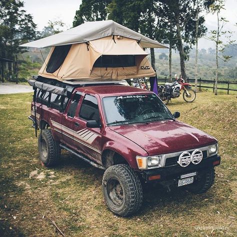 Tacoma Truck Aesthetic, Overland Tacoma, Corrugated Plastic Roofing, Glass Roofing, Toyota Pickup 4x4, Roofing Design, Toyota Tacoma 4x4, Tacoma 4x4, Ranger Truck