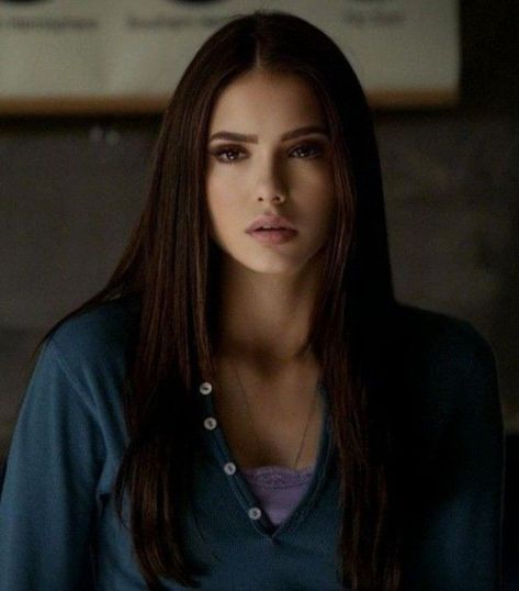 Elena Gilbert Makeup, Elena Gilbert Hair, Nina Dobrev Makeup, Nina Dobrev Hair, Angelina Jolie Makeup, Katerina Petrova, Baby Boy Outfits Swag, 2000s Aesthetic, Beauty Goals