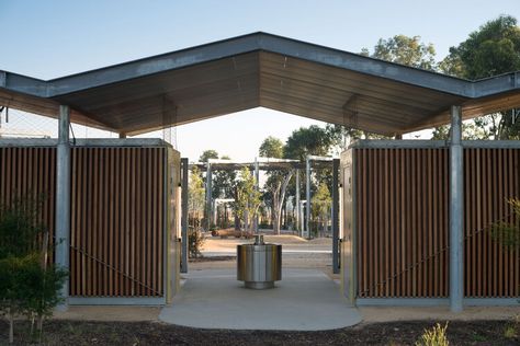 Outdoor Toilet Design, Outdoor Restrooms, Toilet Outdoor, Restaurant Bathroom, Park Pavilion, Outdoor Toilet, Youth Center, Public Bathrooms, Public Restroom