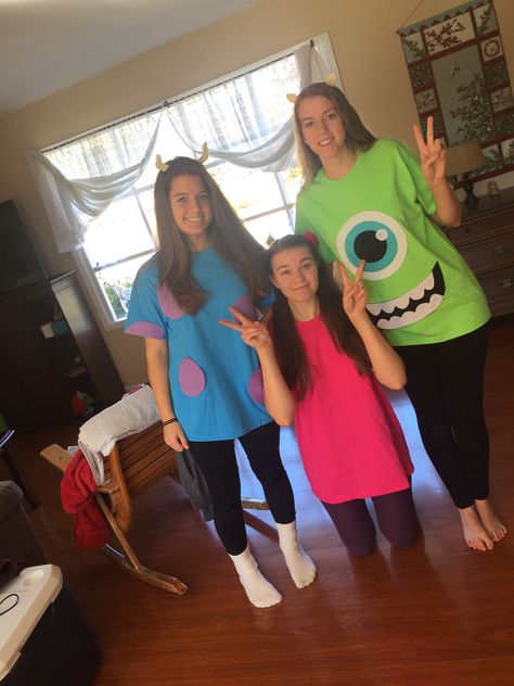 Mike Sully Boo Costume, Mike Sully And Boo Costumes, Mike Wazowski Costume Women, Mike Sully And Boo, Diy Mike Wazowski Costume Women, Mike And Sully Costume Best Friends, Mike Sully And Boo Costumes Diy, Mike Wazowski And Sully Costume Bff, Cute Mike And Sully Costumes