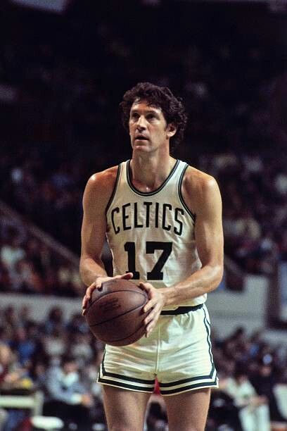 John Havlicek, Best Nba Players, Nba History, Detroit Sports, Famous Photos, Sports Hero, Boston Sports, Basketball Legends, Basketball Cards