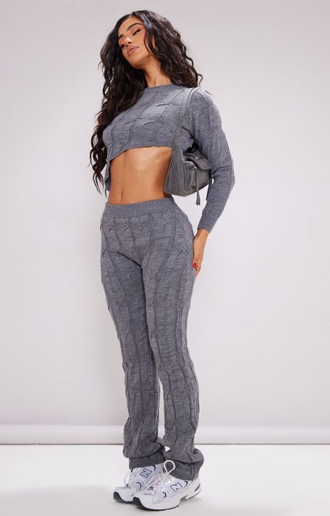 outfit ideas Plt Outfit Ideas Y2k, Plt Two Piece Set, Flared Trousers Outfit Going Out, Pretty Little Thing Outfits Baddie, Fashion Nova Winter Outfits, Flared Joggers Outfit, Flared Leggings Outfit Black Women, Uni Outfits Winter, Fall Fits Black Women