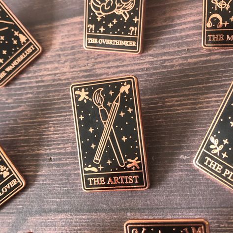 I see art in your future.. ✨   Are you an art lover? or do you know a artist? ) Than this pin is perfect as a way to show the world how much you or someone you know is art OBSESSED. Collect the full tarot card set! - Rose Gold Metal - Hard Enamel - Metal Clasp - Size: 31mm ------------------------------------------------------------- BUY ANY 3 PINS AND GET 10% OFF FREE SHIPPING (UK): OVER £15 | INTERNATIONAL: OVER £25 ------------------------------------------------------------ Please message me Tarot Card Set, Enamel Pin Collection, Stocking Filler Gifts, Pin Art, Tallinn, Rose Gold Metal, Metal Pins, Stocking Filler, Stocking Fillers