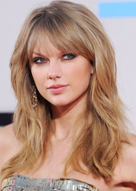 ❤️ Taylor Swift Haircut, Long Shag Haircut, Layered Hairstyles, Taylor Swift Red, Taylor Swift Outfits, Taylor Swift Hair, Shag Haircut, Long Layered Hair, American Music Awards